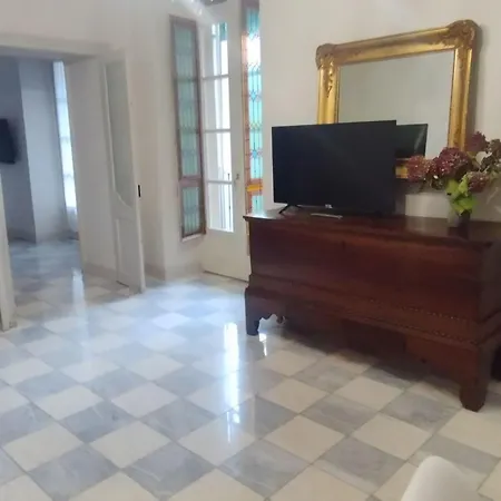 Daire Historic House 3 Minutes To Palazzo Reale By Interhome Torino