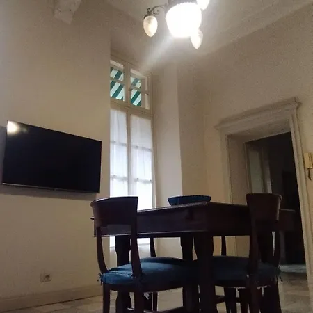 Historic House 3 Minutes To Palazzo Reale By Interhome * Torino