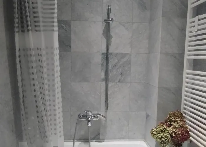 아파트 Apartment Historic House 3 Minutes To Palazzo Reale By Interhome 토리노